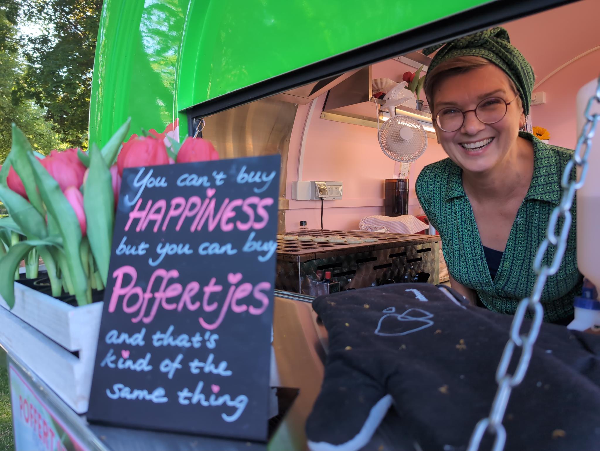 Alexandra ler i vår Foodtrailer