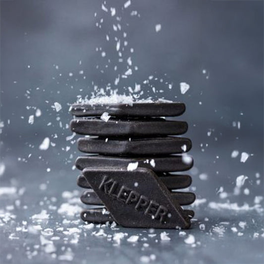 Een stapeltje mildzoute dropjes van Klepper en Klepper.