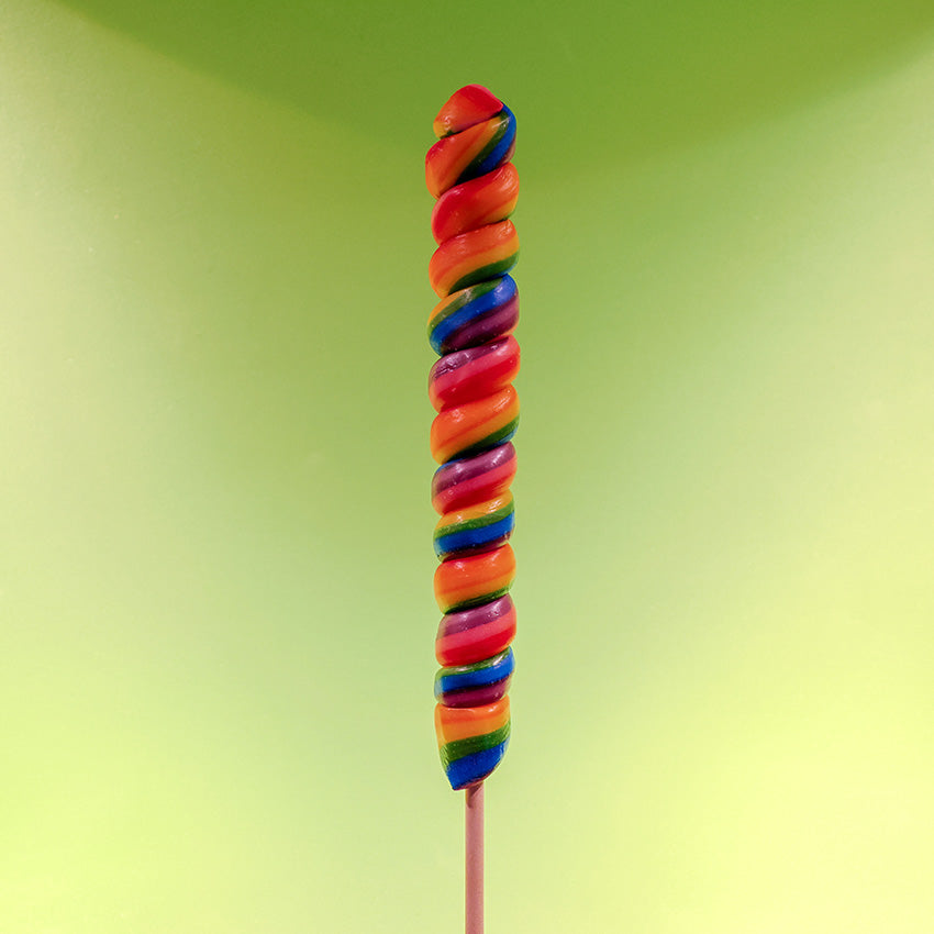 Twister regnbågsklubba med jordgubbssmak 75gr. från Holland Foodz