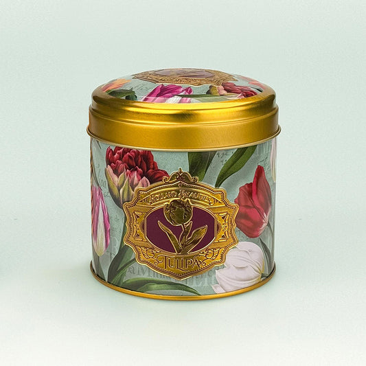 Hollandsk burk som passar för sirapsvåfflor i serien "Pretty Tulips" tulpaner/grön och präglad logo från Matix Souvenir Holland