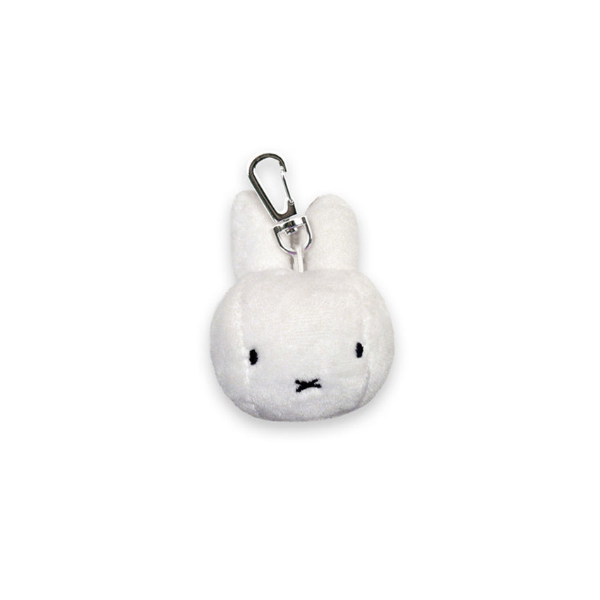 Miffy® plüschnyckelring med mjukt vitt Miffy-huvud i polyesterplysch och metallkedja med nyckelring.