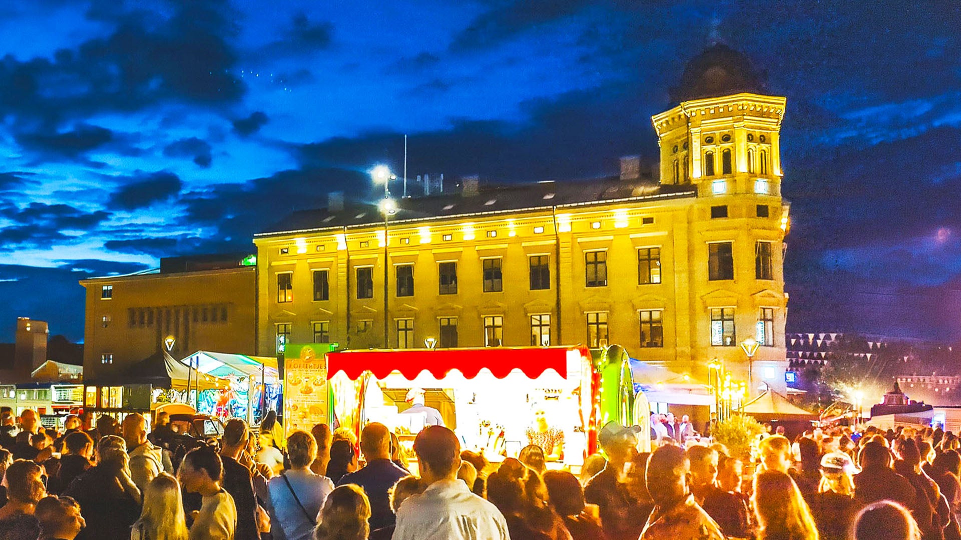 Fika från Holland foodtruck på Skövde matfestivalen 2025 med dessertkoncept poffertjes och stroopwafels